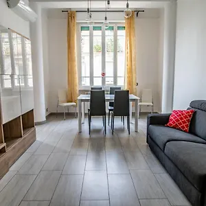 edos-apartment.it-lombardy.com/